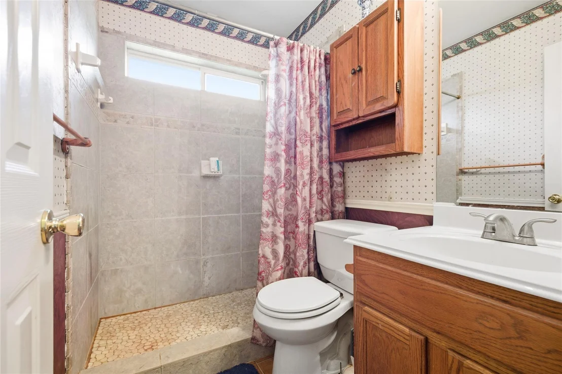 Photo of 1427 Crete LN