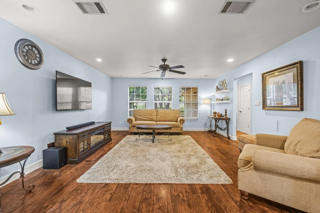 Photo of 2110 Spring Valley DR