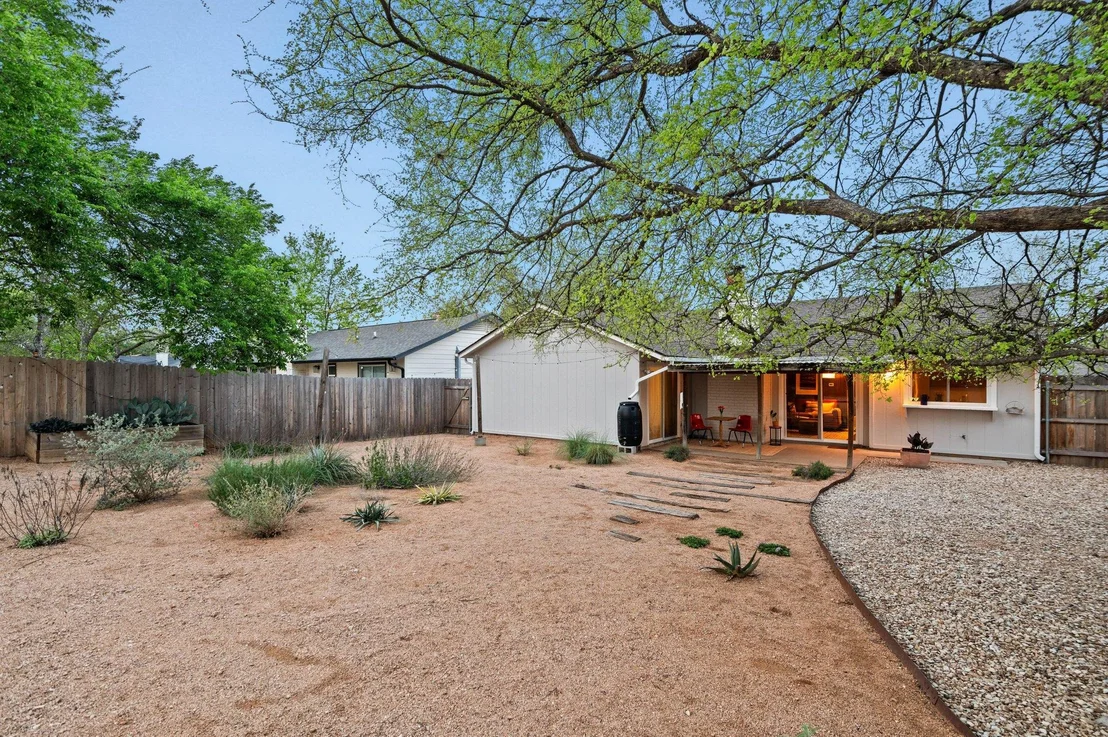 Photo of 1203 Austin Highlands BLVD