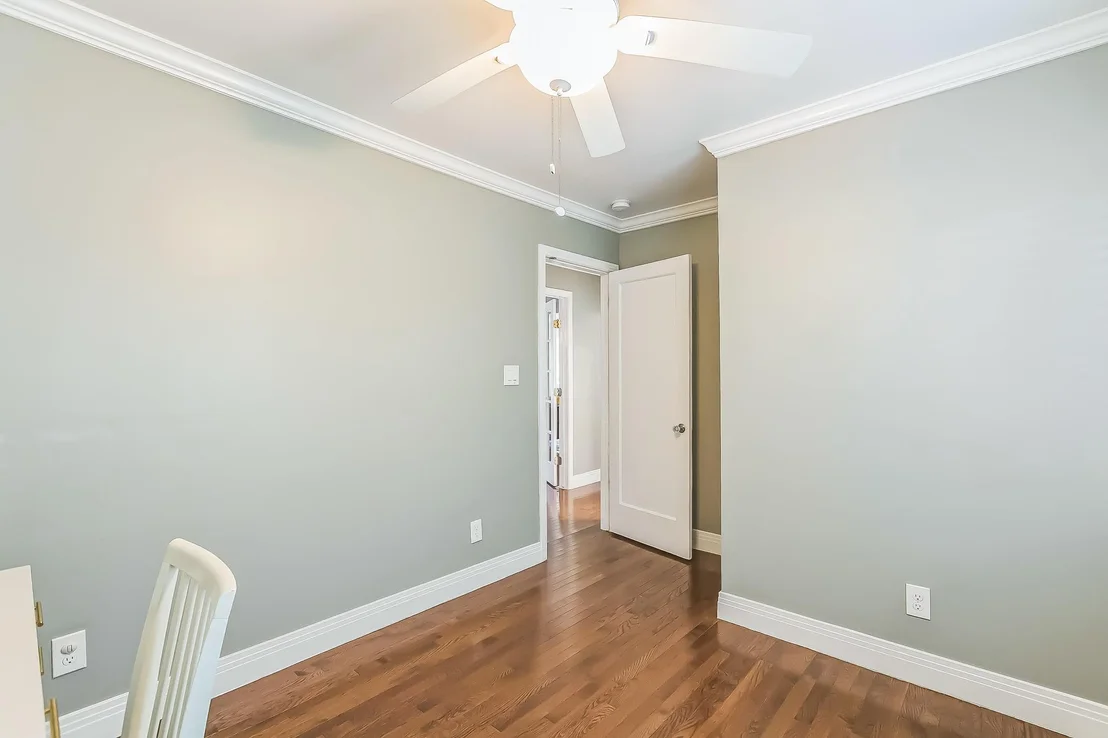 Photo of 1308 KINNEY Ave