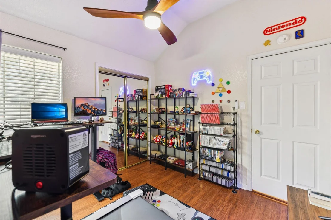 Photo of 5318 W Ridge BLVD