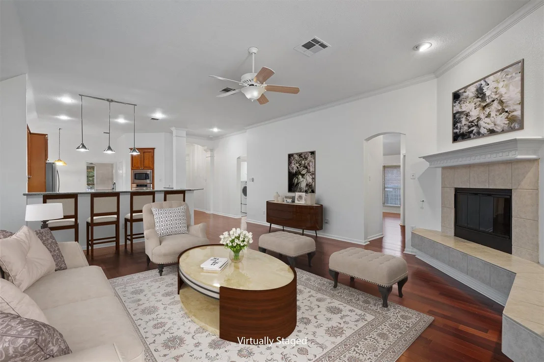 Photo of 2328 Rodeo DR