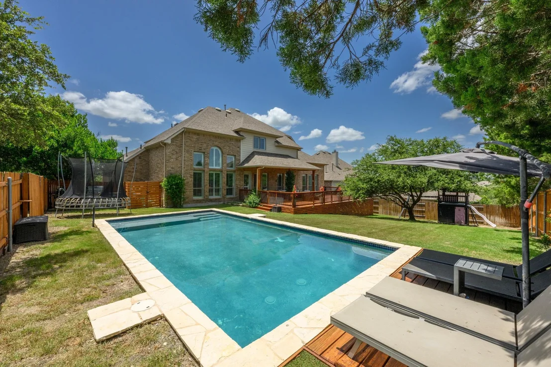 Photo of 490 Aspen DR