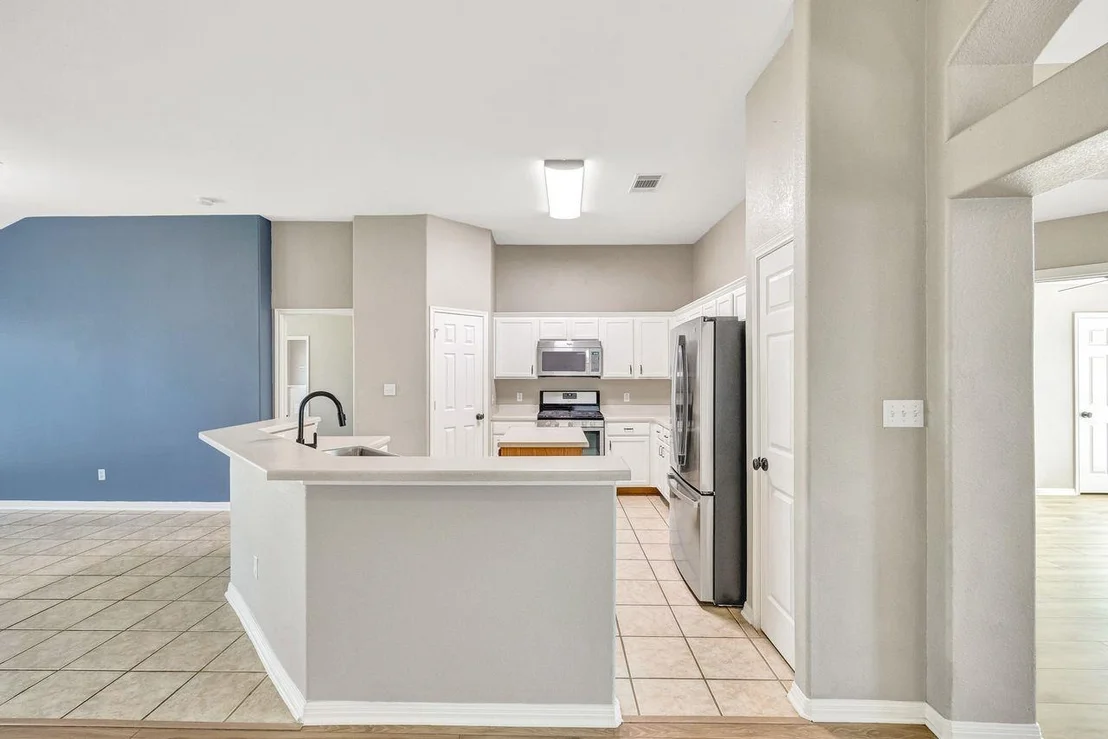 Photo of 214 River Park LN