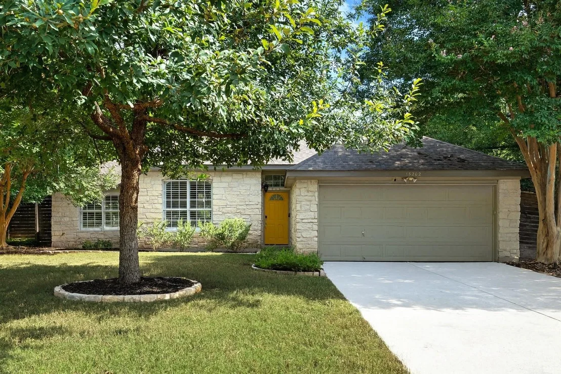 Photo of 15202 Sun Bird LN