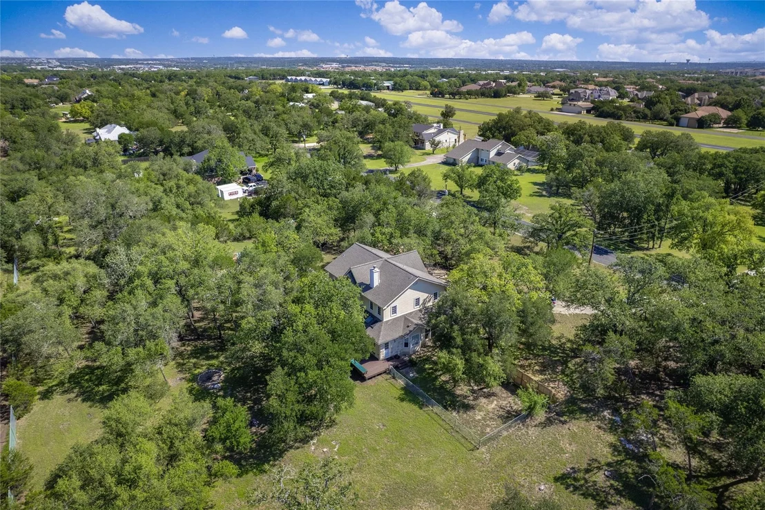 Photo of 613 Breakaway RD