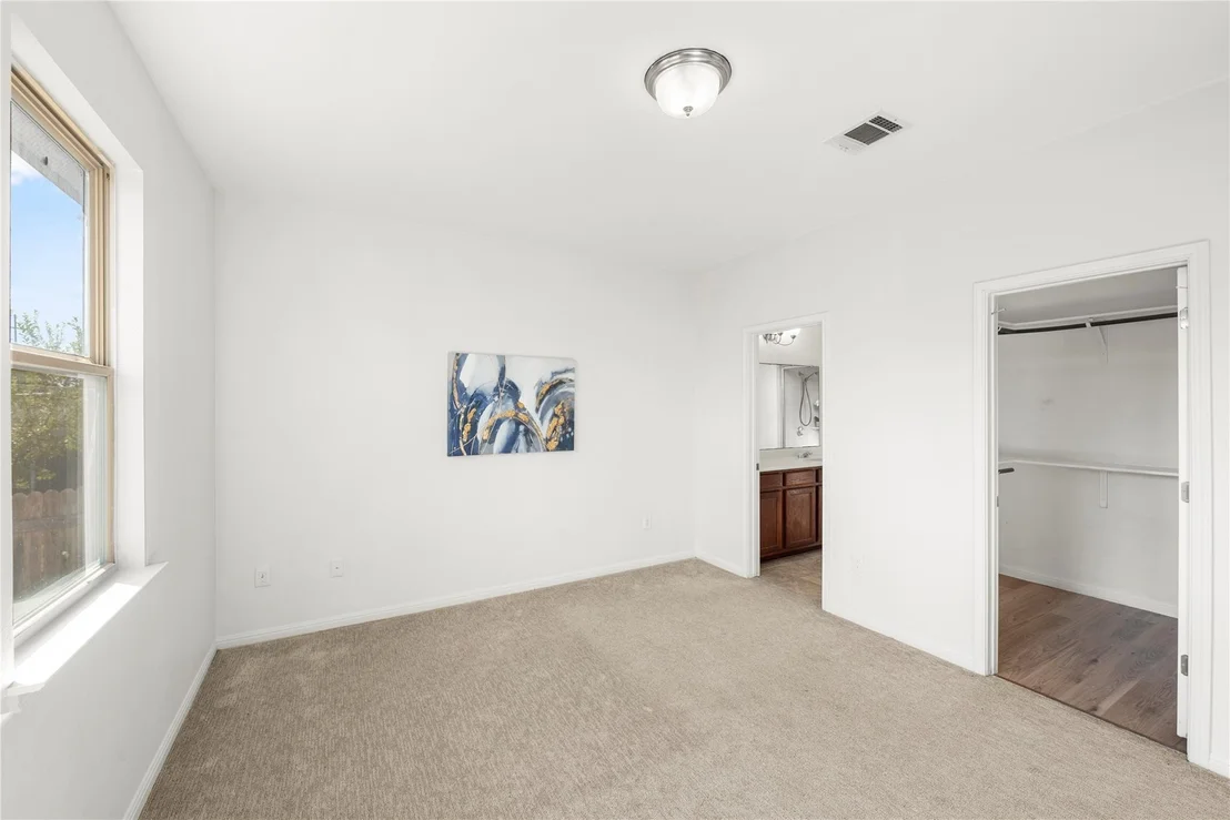 Photo of 217 Vestral RD