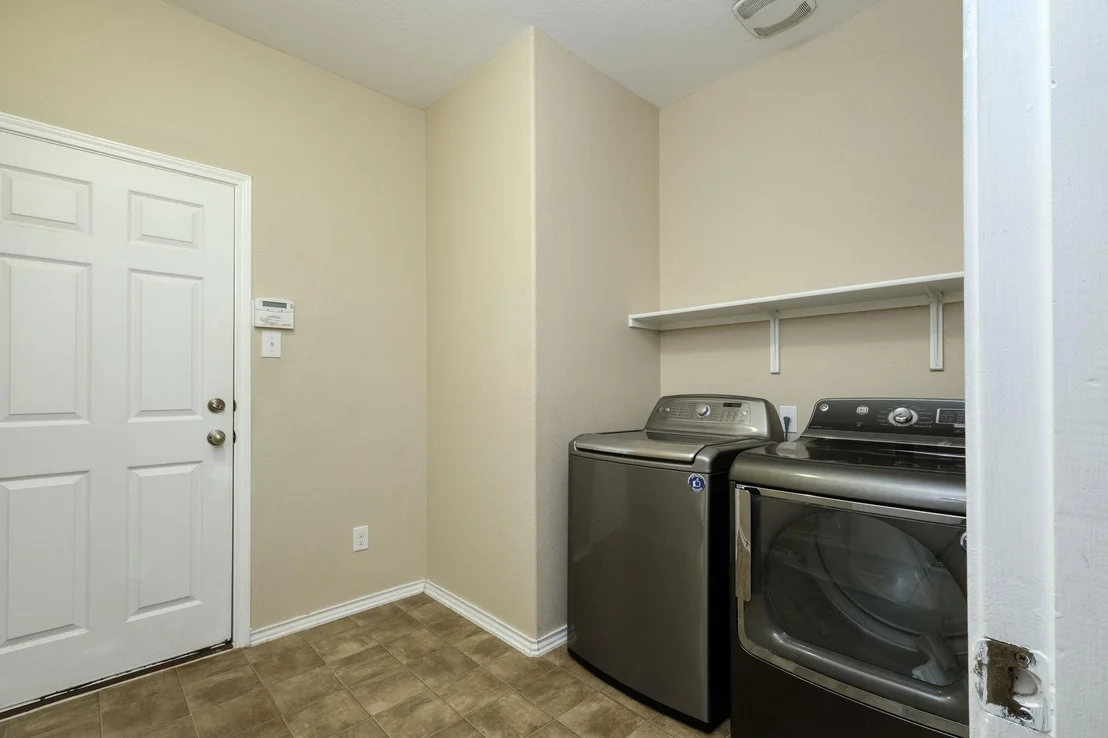 Photo of 1244 Yellow Iris RD