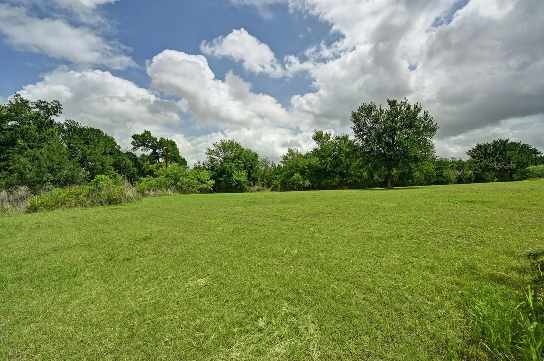 Photo of 1700 Tanner LOOP