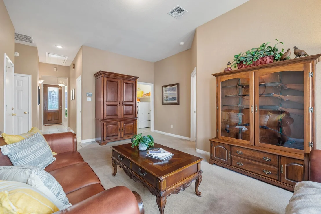 Photo of 15016 Thatcher DR