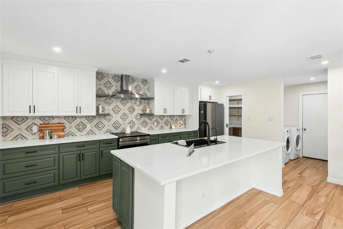 Photo of 4805 Duval RD