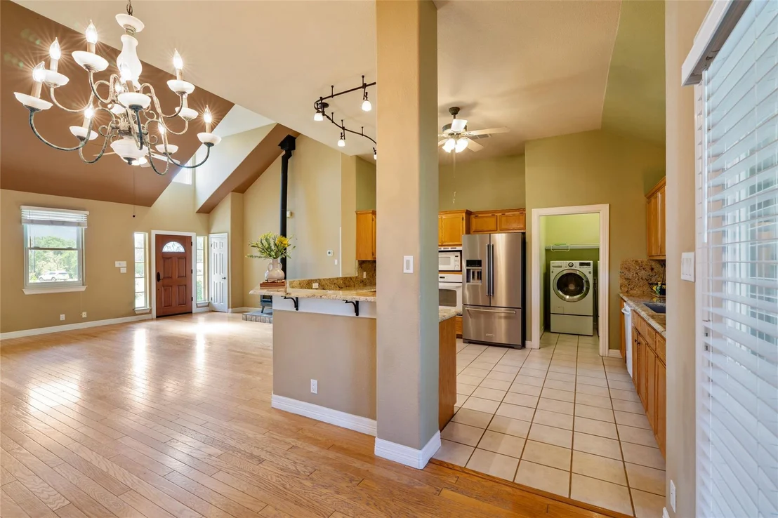 Photo of 221 Chaparral RD