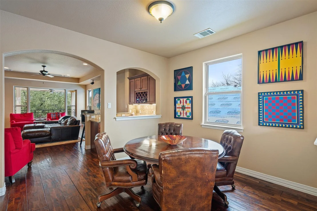 Photo of 118 Bridgepoint DR