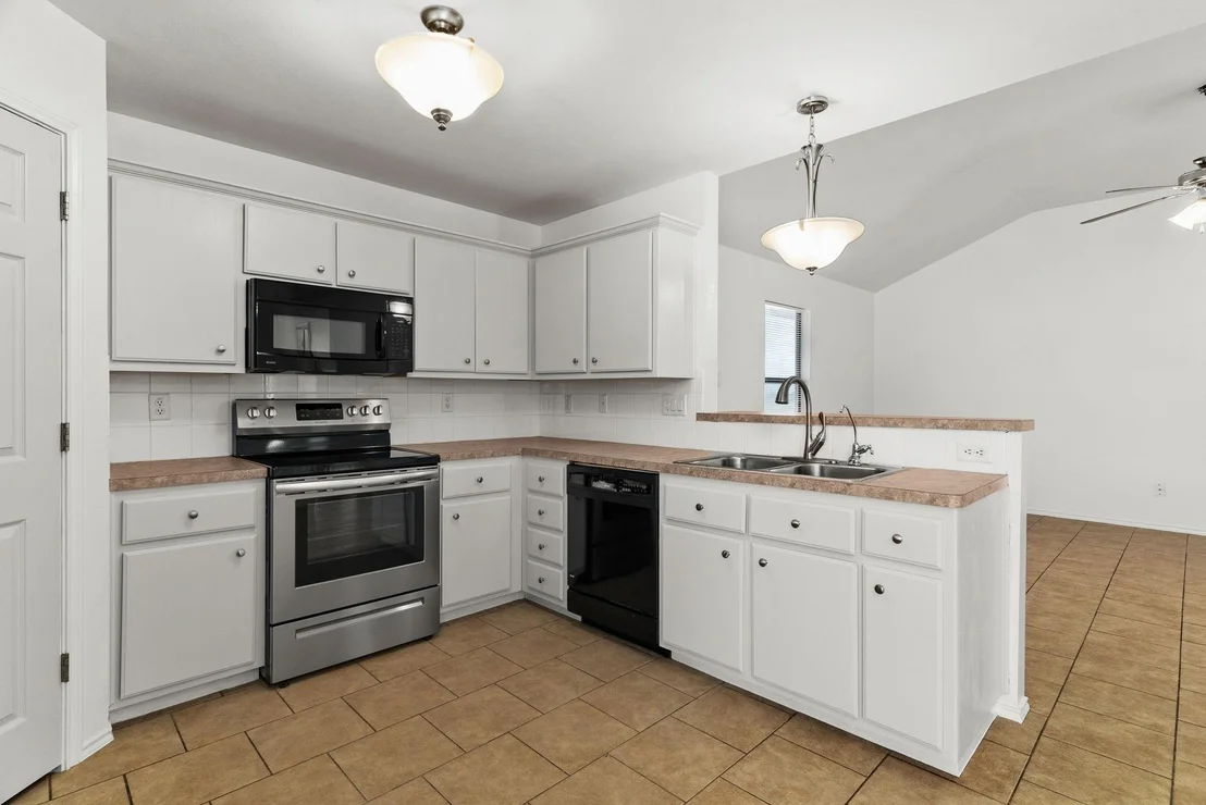 Photo of 1325 Marlee CIR