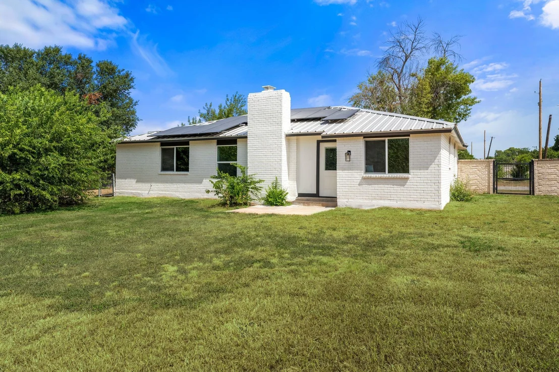 Photo of 1500 Wildflower DR
