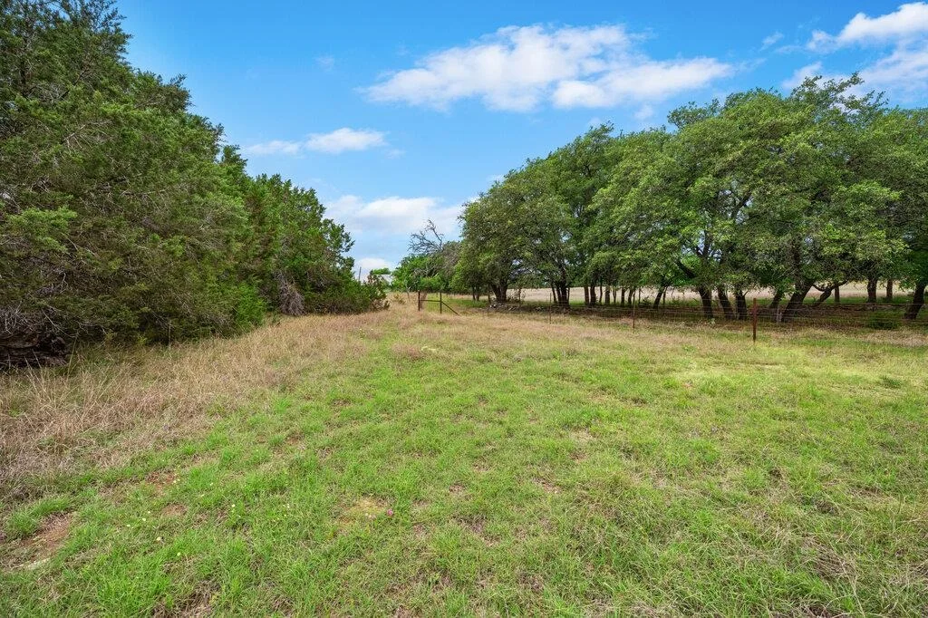 Photo of 429 Red Oak