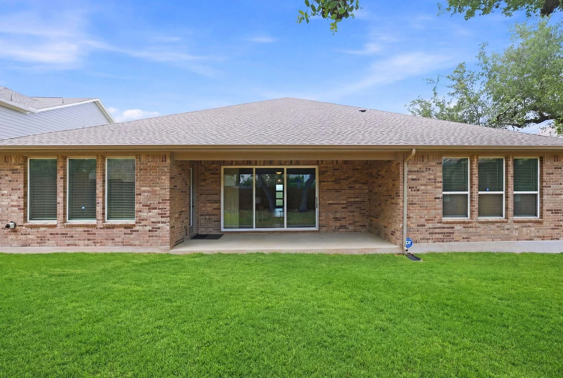 Photo of 7609 Paruline DR