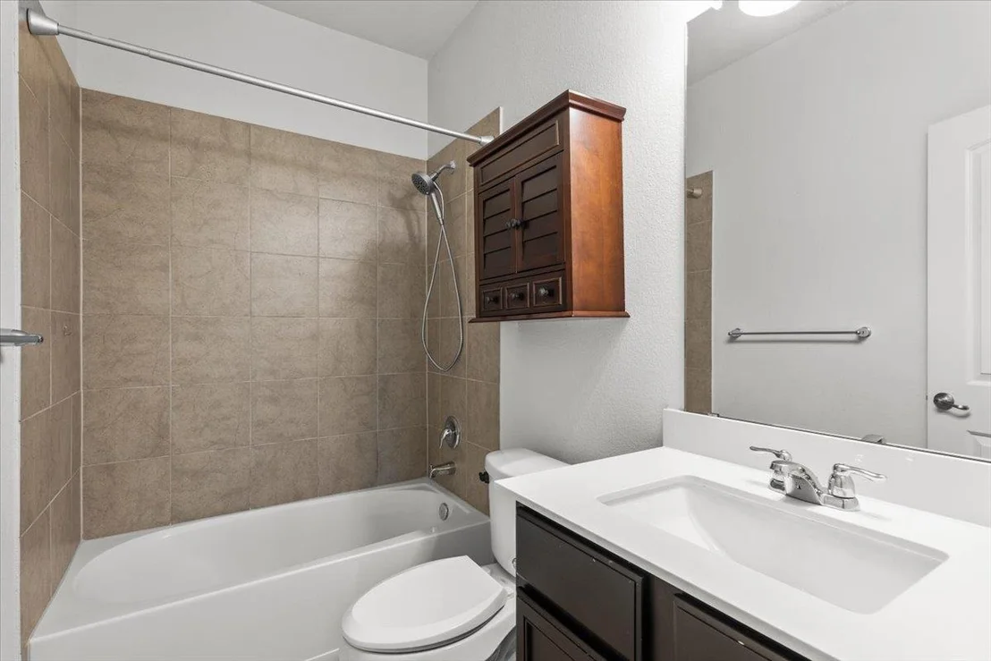 Photo of 7212 Garnet Mill LN