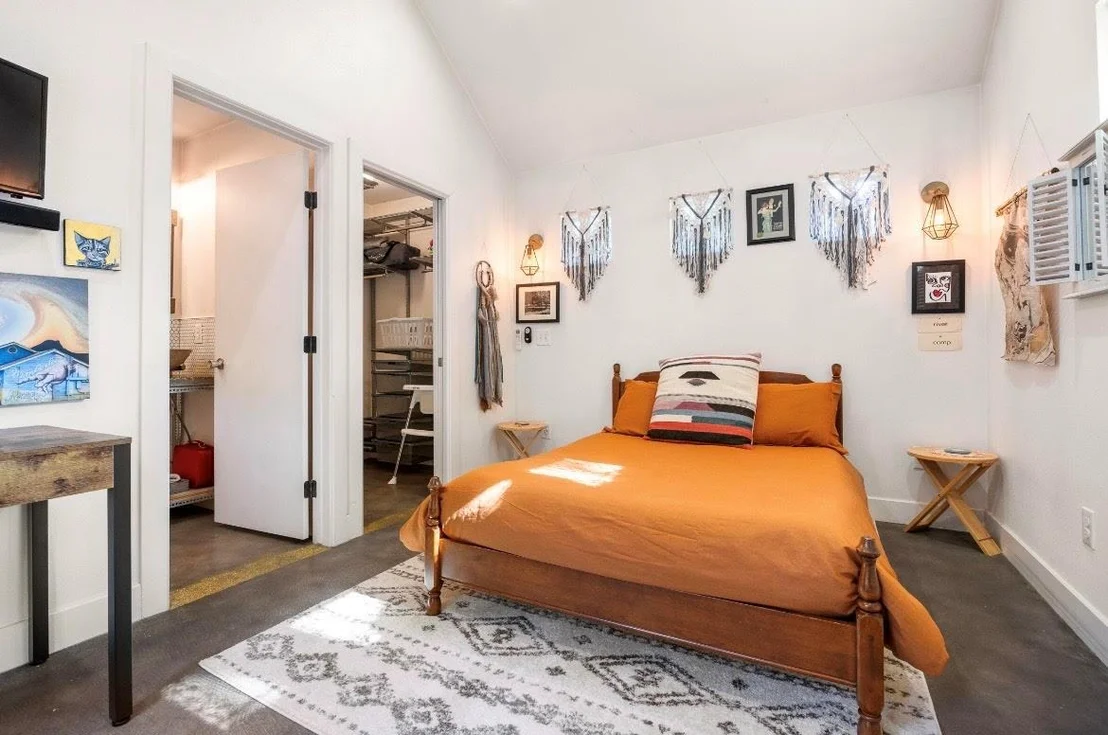 Photo of 108 Cowpoke CIR