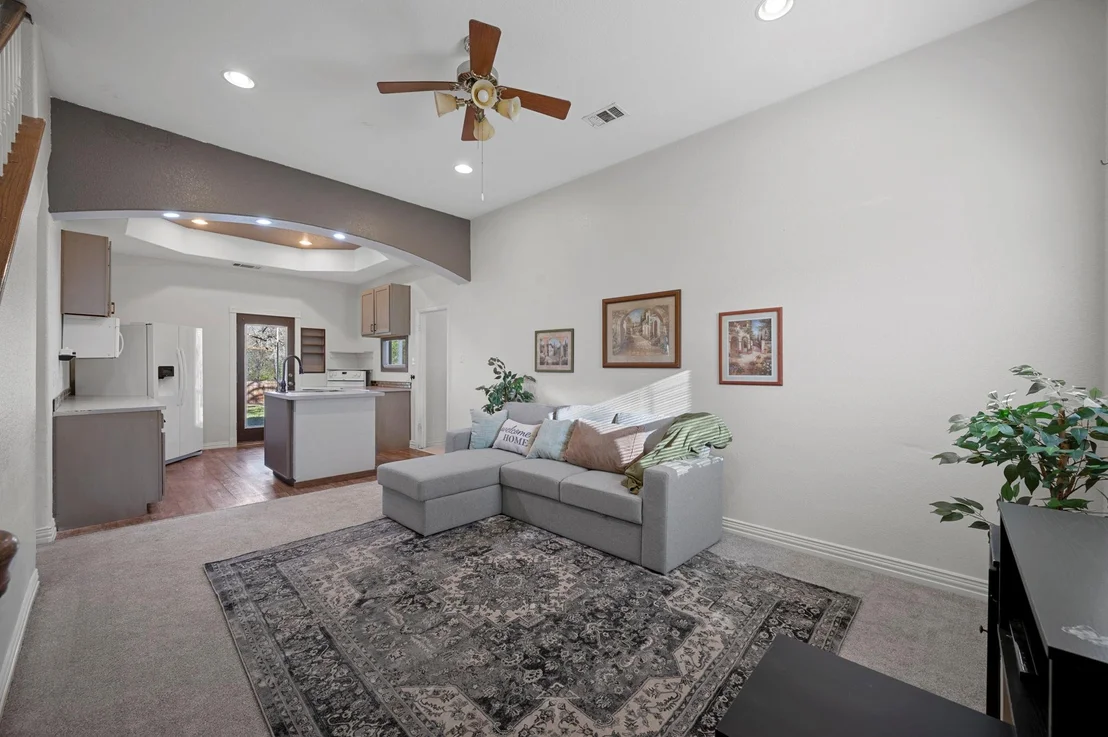 Photo of 106 Park DR