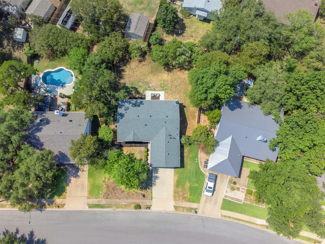 Photo of 4203 Oak Creek DR