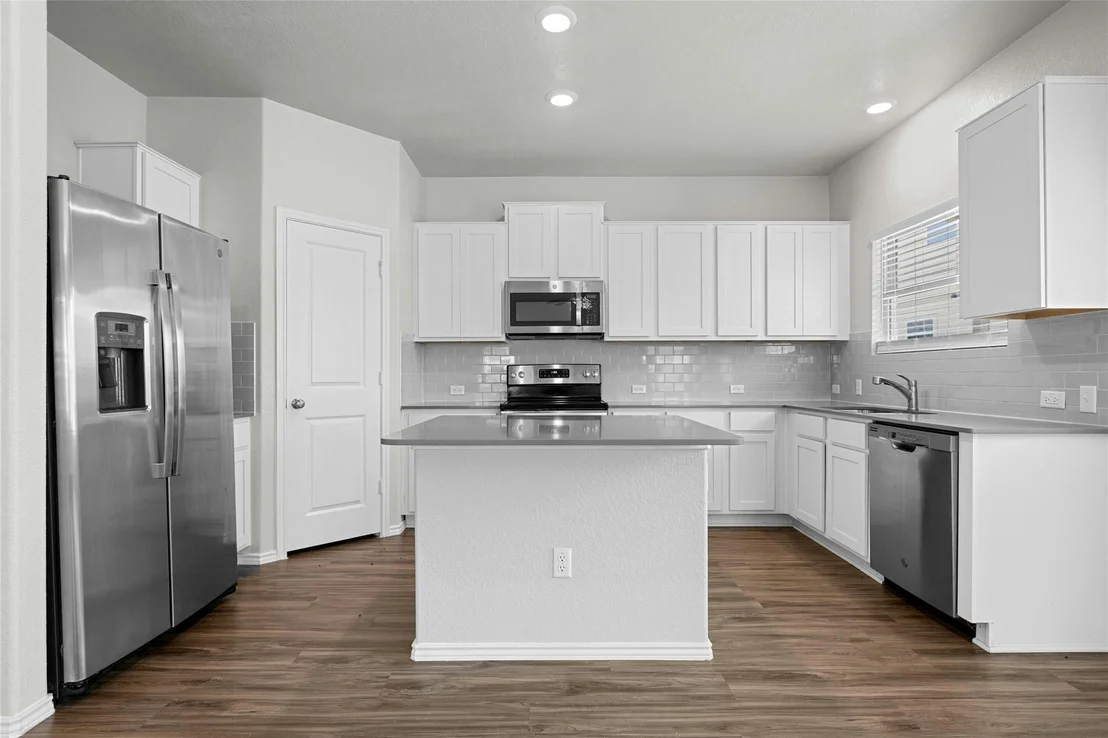 Photo of Unit 20C at 317 Circle WAY
