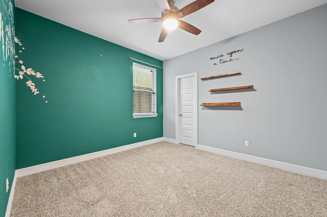 Photo of 154 Ashleaf DR