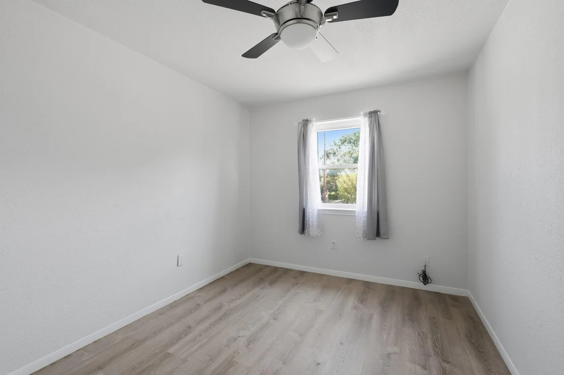 Photo of 1805 Hammond DR