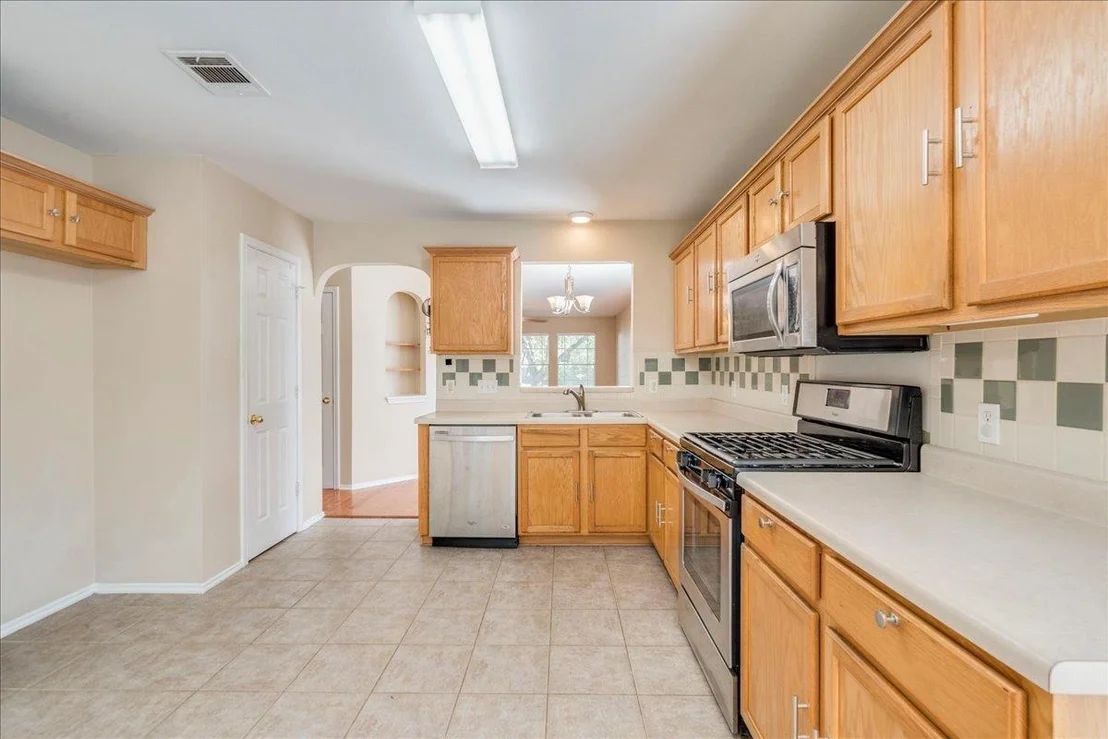 Photo of 1701 Friars Tale LN