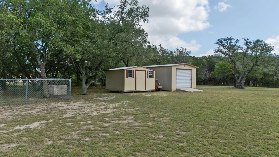 Photo of 1283 County Road 4765