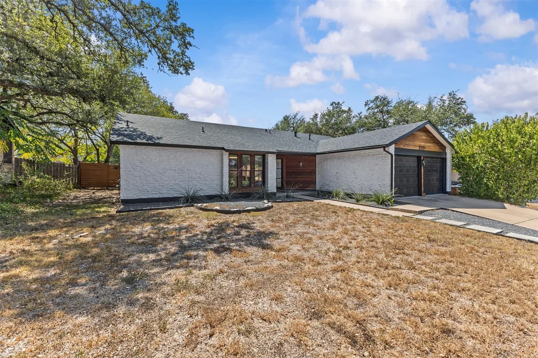 Photo of 3301 Western DR