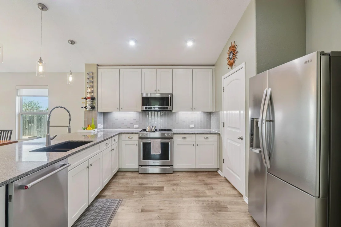 Photo of 17500 Bridgefarmer BLVD