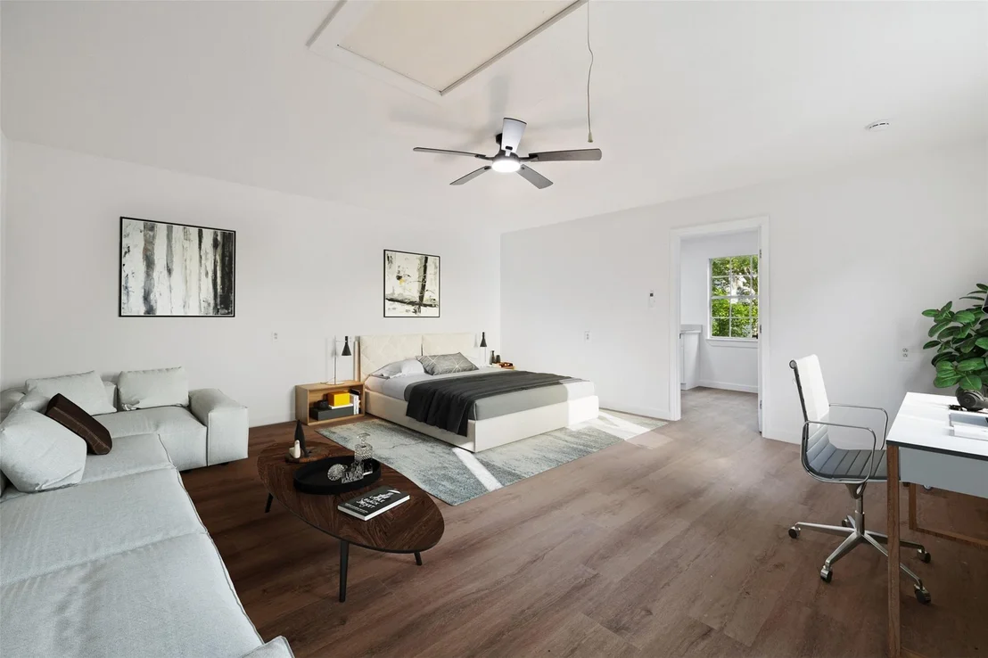 Photo of 707 W 7th ST