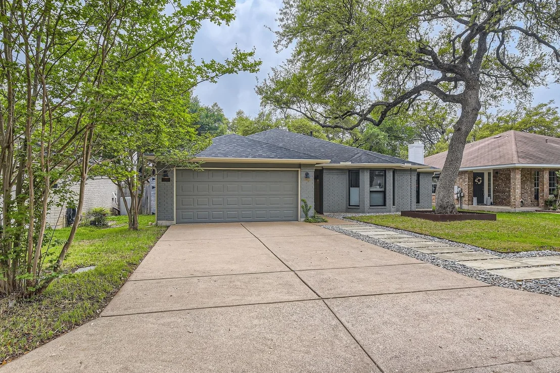 Photo of 3207 Grasshopper DR