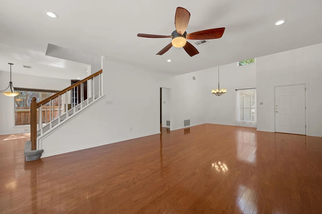 Photo of 11207 Crossland DR
