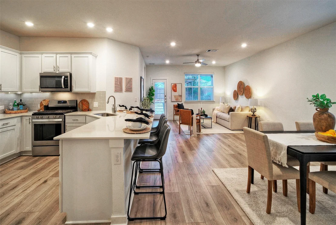 Photo of 7709 City Top BLVD