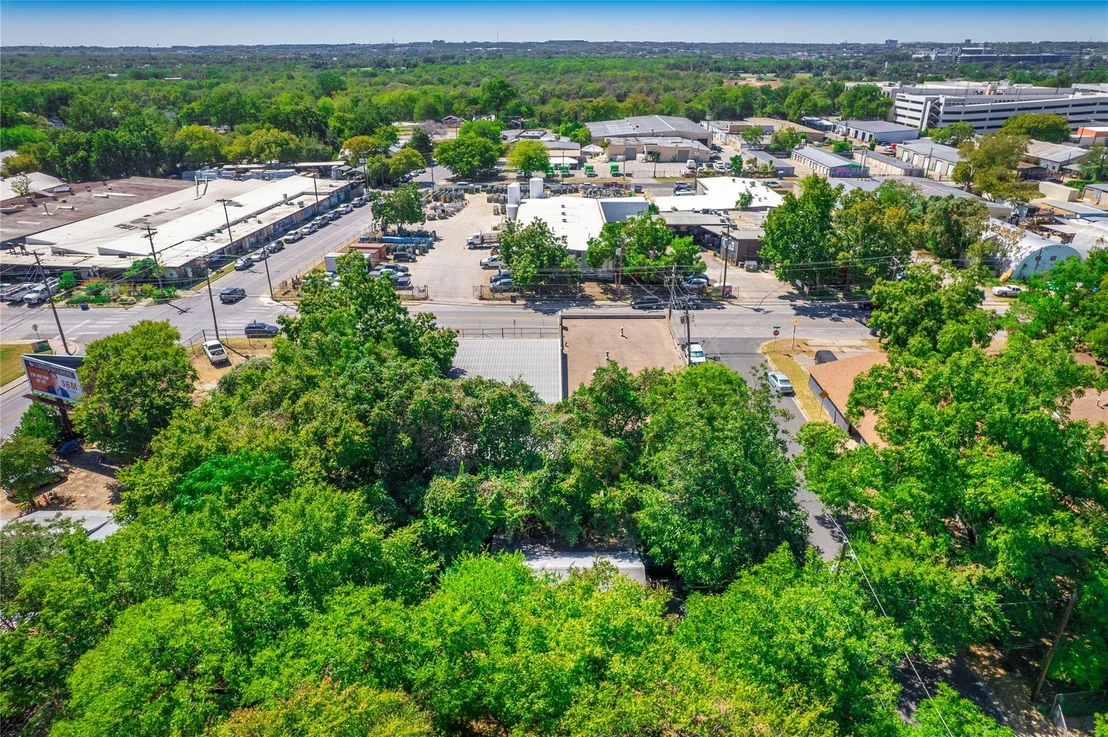 Photo of 505 & 507 Vermont RD