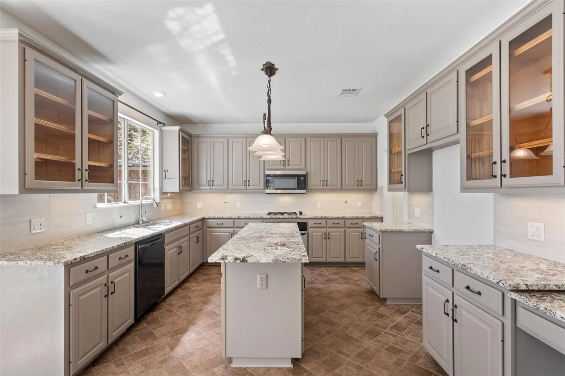 Photo of 904 Shannon Meadow TRL