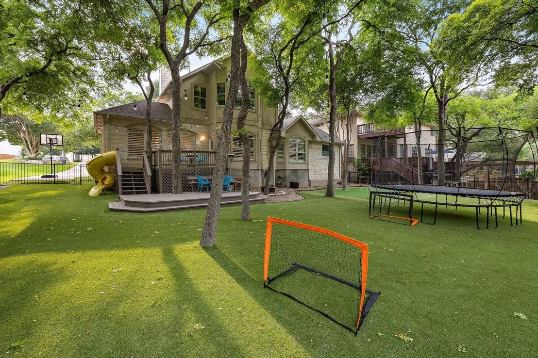Photo of 1935 Mulligan DR