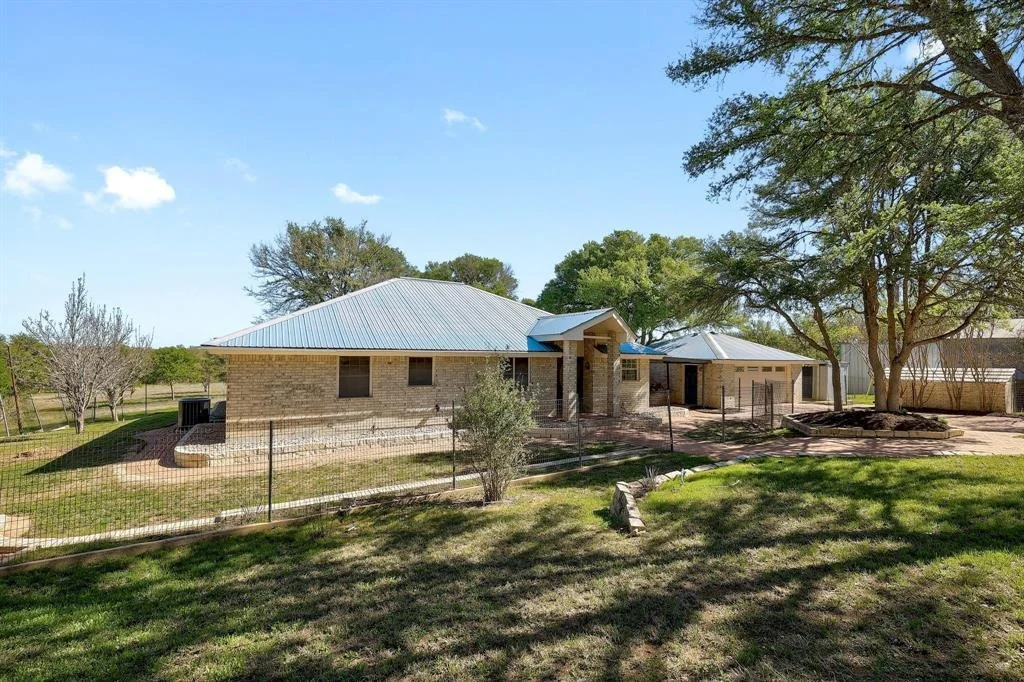 Photo of 235 Mesquite DR