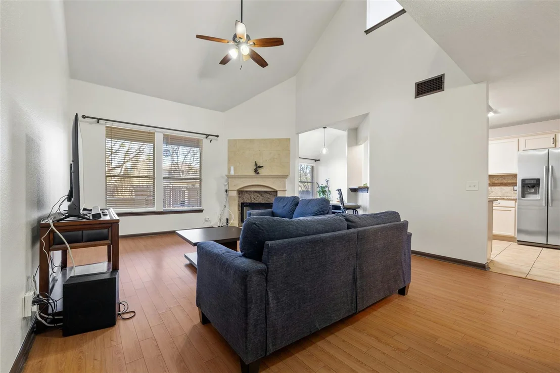 Photo of 100 Hickory Tree DR