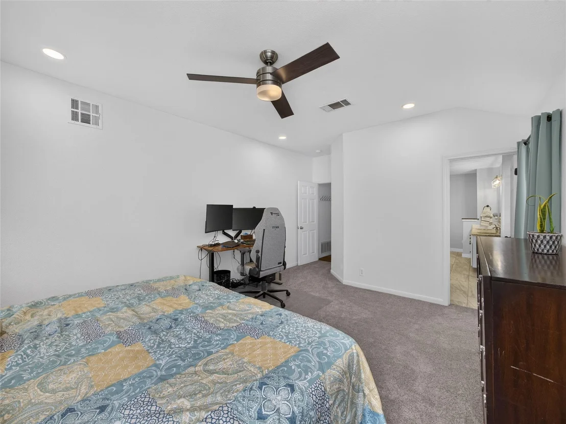 Photo of 105 Dogwood DR