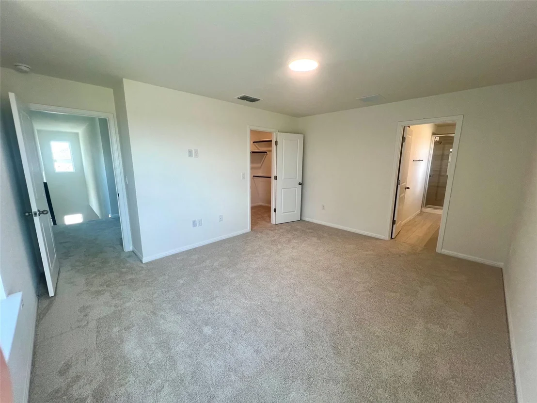 Photo of 492 Young ST
