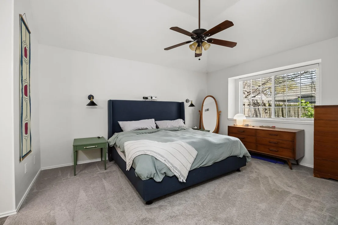 Photo of 1112 Faircrest DR