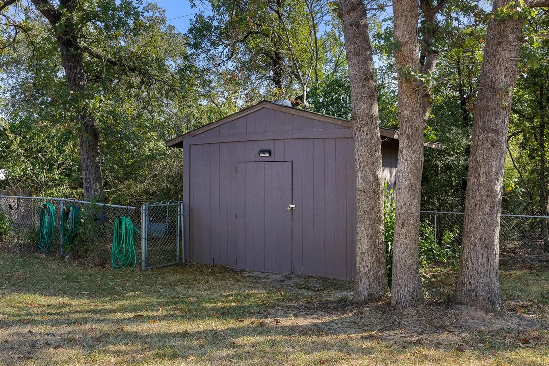 Photo of 214 Oak Park Two