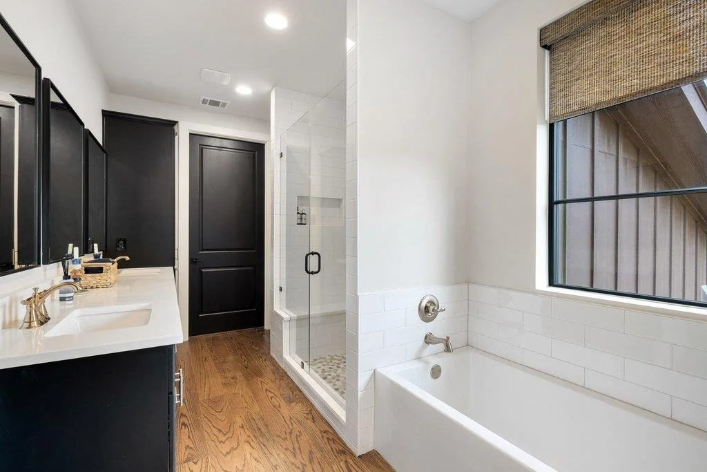 Photo of 4001 Tejon CIR