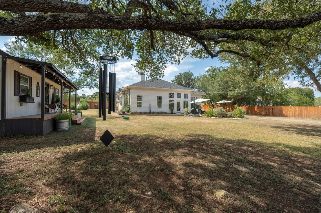 Photo of 799 W Bartlett DR
