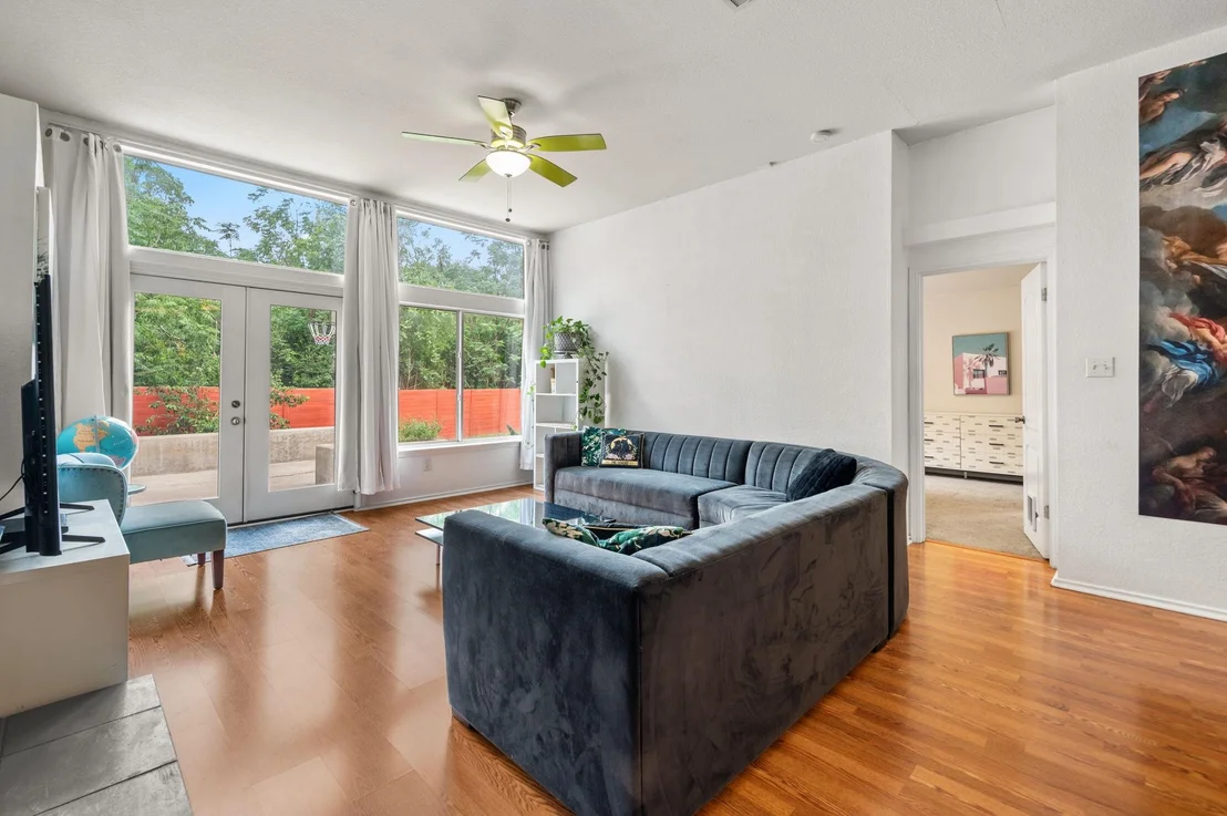 Photo of 3208 Sycamore CV