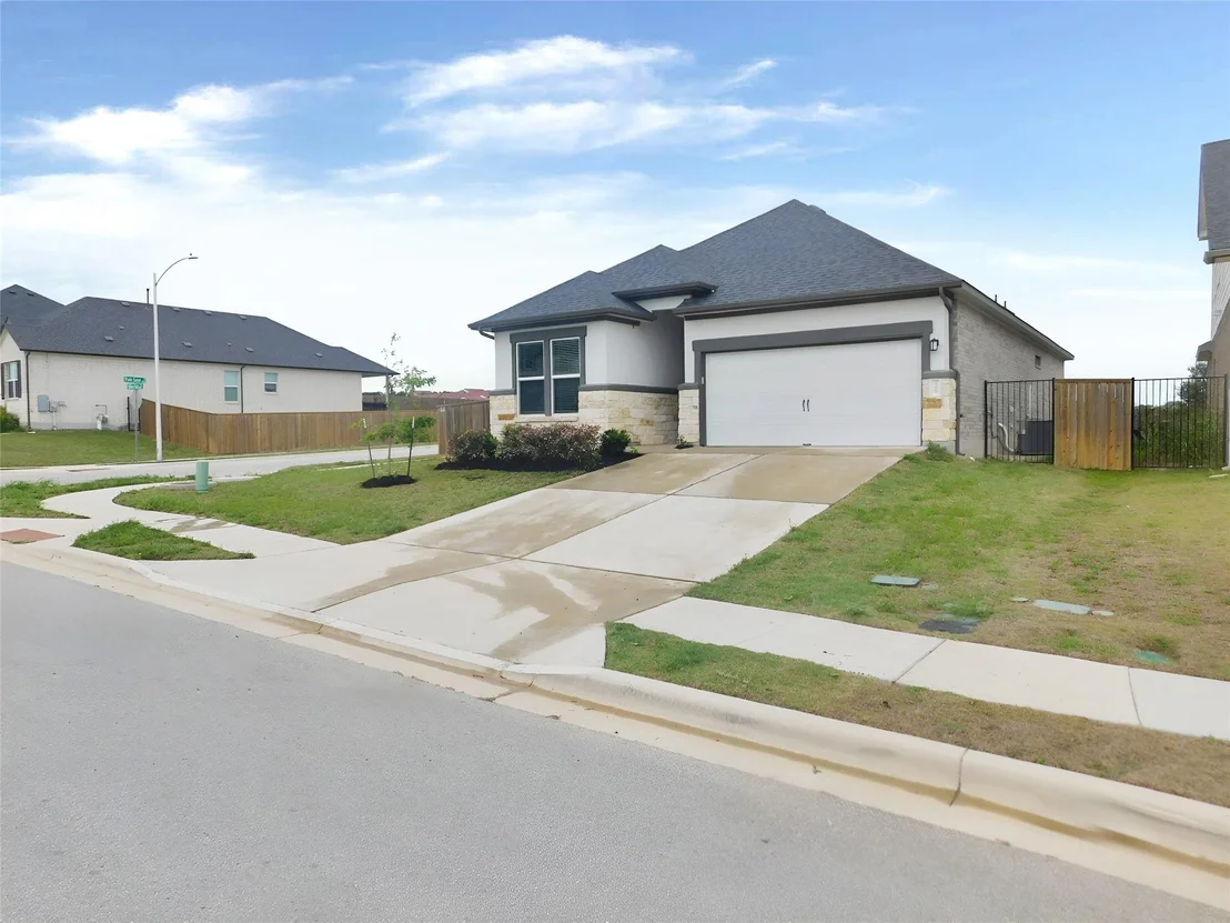 Photo of 11808 DILLON FALLS DR
