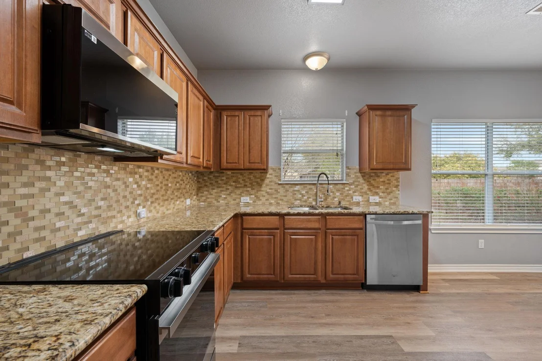 Photo of 304 Gainer DR